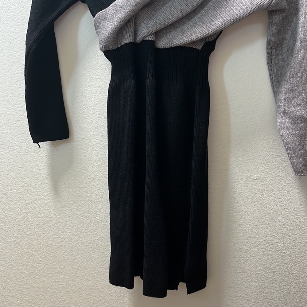Scallop trim sweater dress - Picture 7 of 9